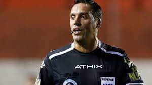 Fernando Rapallini debutó como árbitro principal en la Eurocopa