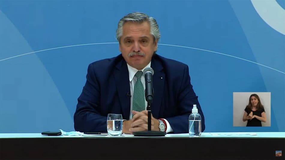 Alberto Fernández participa de la apertura del Congreso Nacional Bancario