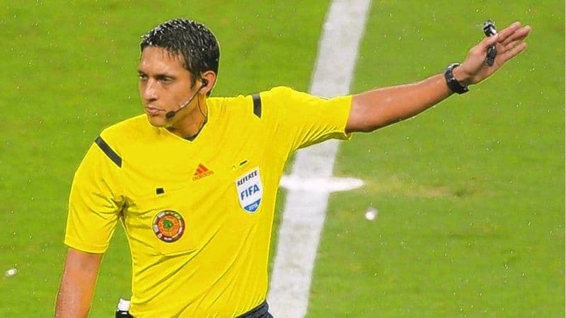 Jesús Valenzuela será el árbitro de la semifinal entre Argentina y Colombia