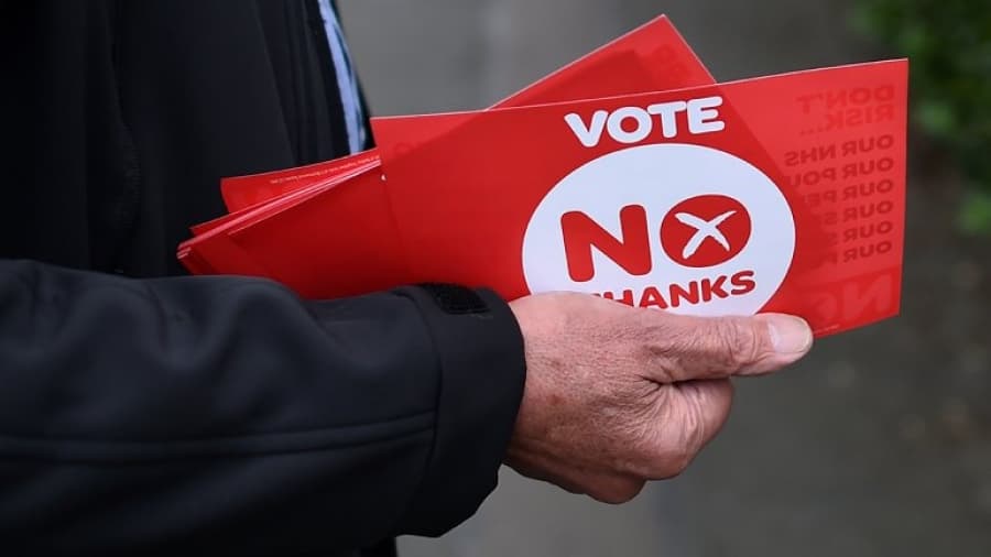 Firman un documento con promesas de más autonomía para Escocia