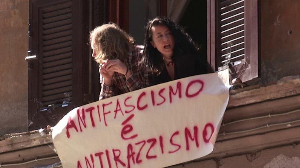 Allanamientos por presuntos ataques a realizar en una marcha antivacunas