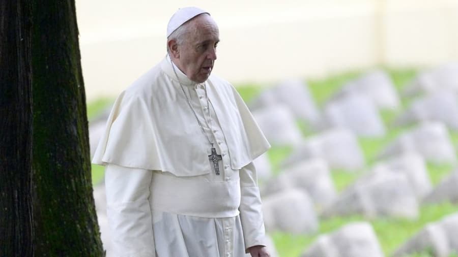 Francisco denunció que ha comenzado la Tercera Guerra Mundial, librada «por partes»