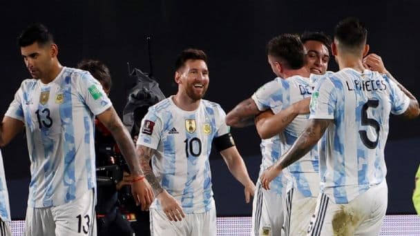 «Paseo en Buenos Aires»: la prensa uruguaya reconoció la superioridad de Argentina