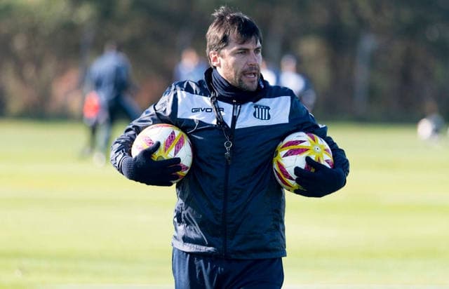 El técnico de Talleres: “Vamos por más porque es el sueño de todos»