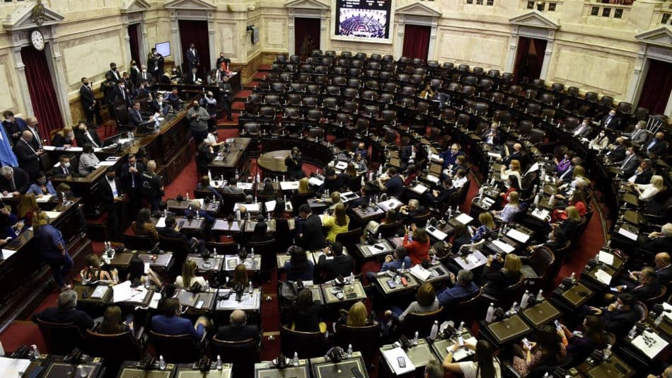Con la presencia de Kulfas, diputados avanzó con el proyecto que regula la producción de cannabis medicinal