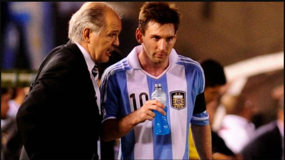 Messi recordó a Sabella en el primer aniversario de su fallecimiento