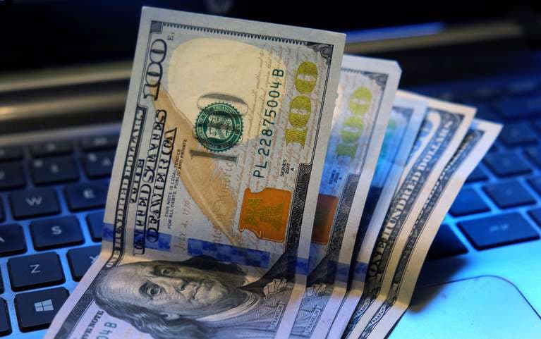 A cuánto está el dólar blue este miércoles 8 de diciembre