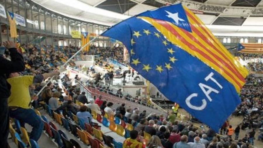 Cataluña prepara una movilización definitiva en favor de la independencia