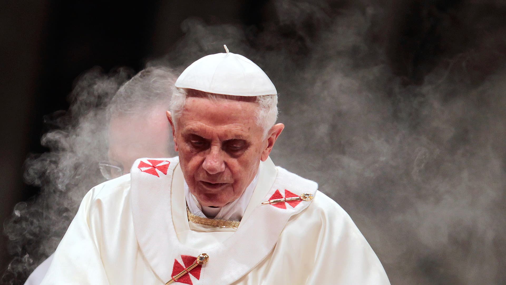 Presentaron un informe sobre abusos a menores en la Iglesia de Alemania que involucra al papa emérito Benedicto XVI