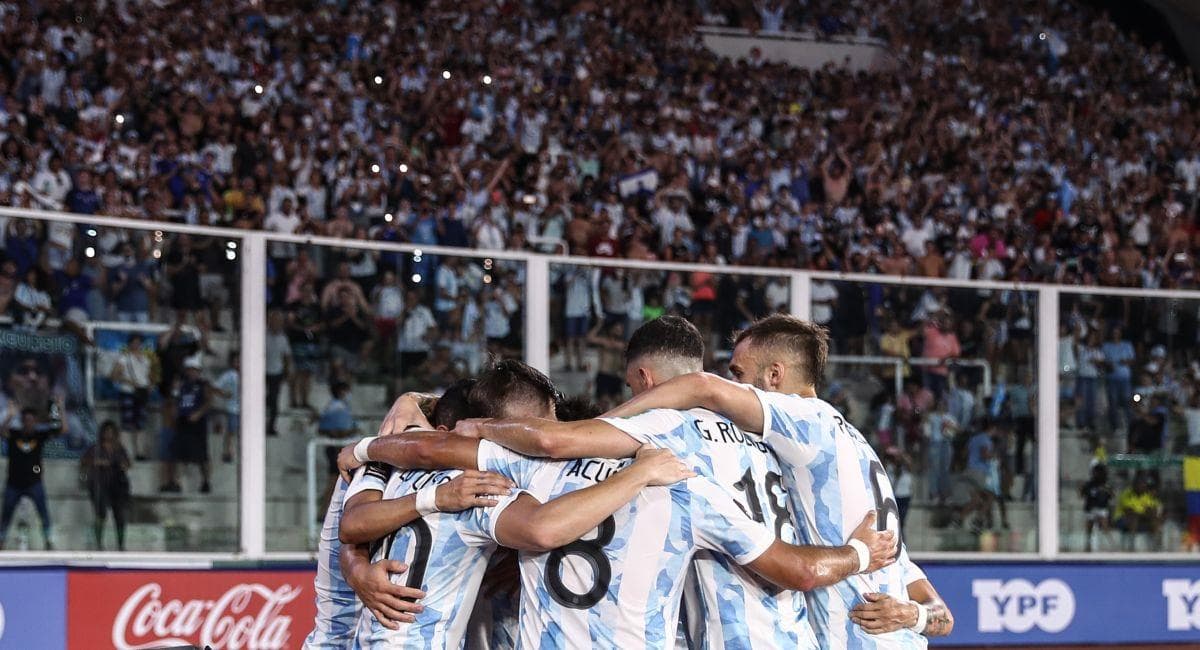 Argentina le ganó con solvencia 1-0 a Colombia y estiró su invicto a 29 partidos