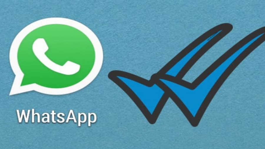 ¿Cómo funciona el doble check azul en los chats grupales de Whatsapp?