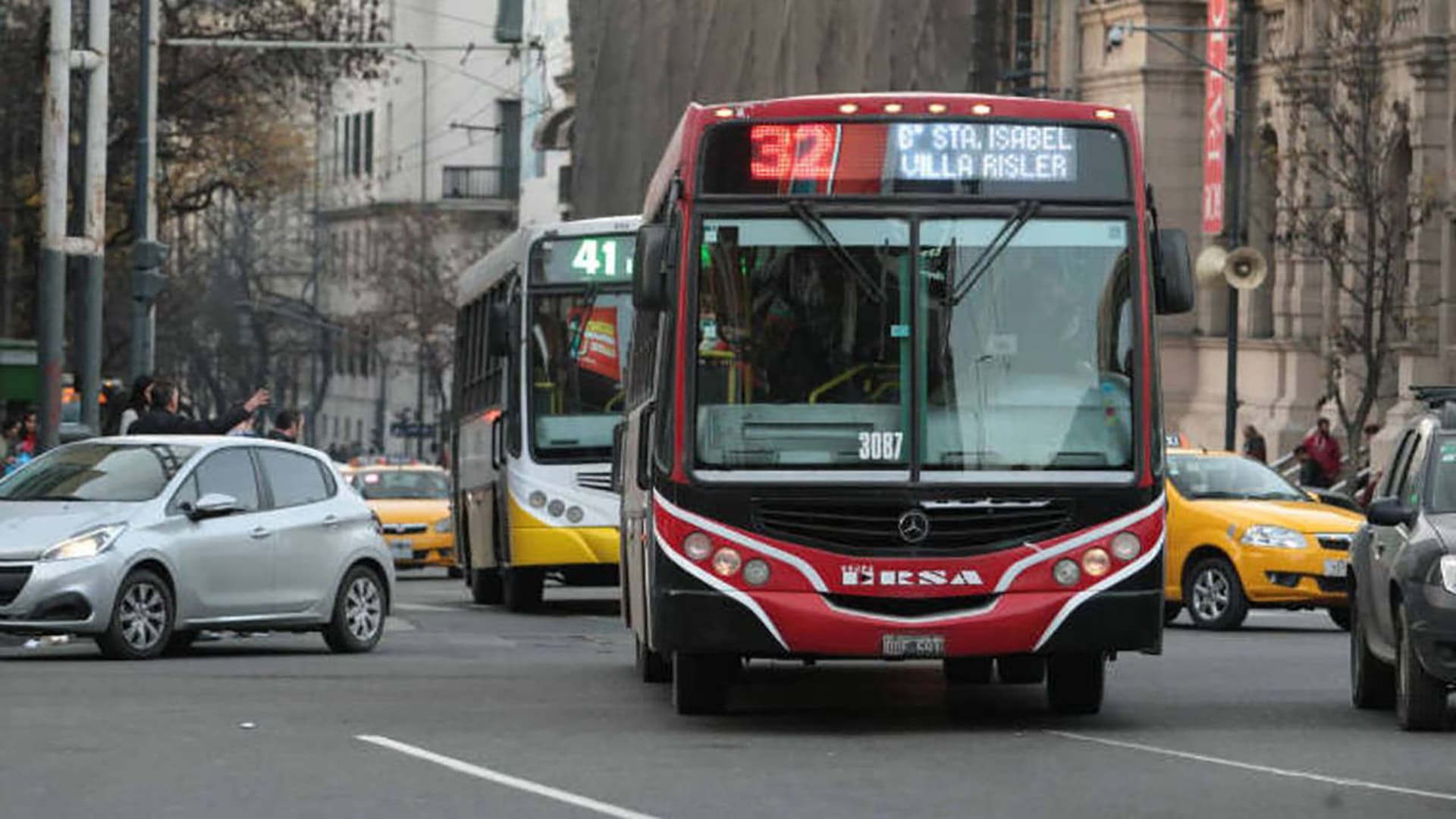 La UTA anunció un paro de colectivos para el próximo lunes