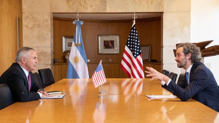 Argentina y Estados Unidos «son buenos amigos», dijo embajador norteamericano tras reunirse con Cafiero