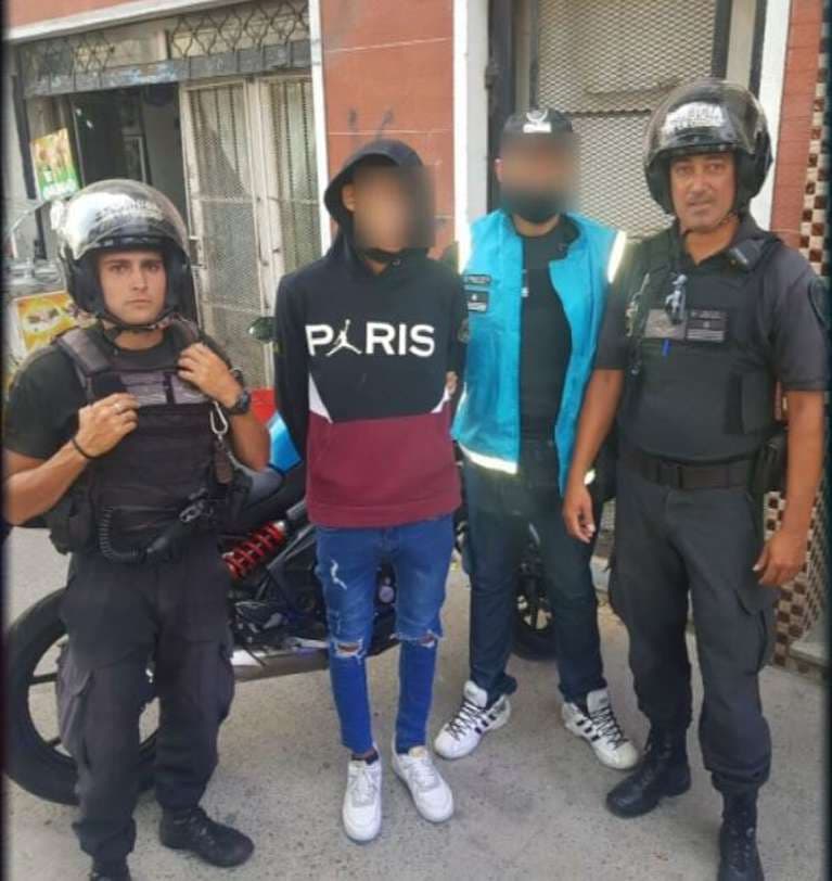 Asesinaron a puñaladas a un chico de 16 años para robarle el celular cuando volvía de la escuela