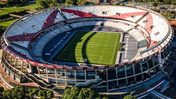 La justicia recolectó pruebas por los incidentes en el estadio Monumental
