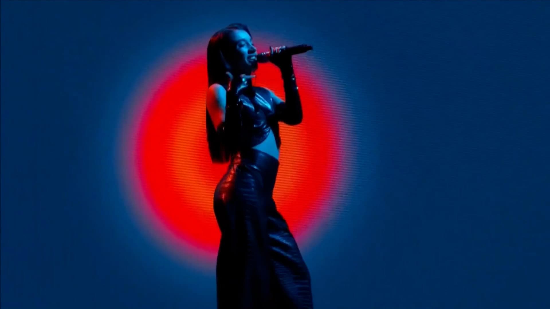 María Becerra llevó la música argentina al escenario de los Grammy Latinos