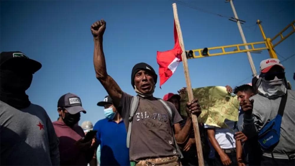 Un muerto se reporta en Huánuco por la represión policíal en el paro de transportistas en Perú