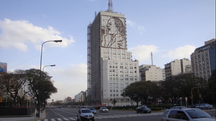 Cinco sectores cerraron paritarias con aumentos de entre 45 y 50%