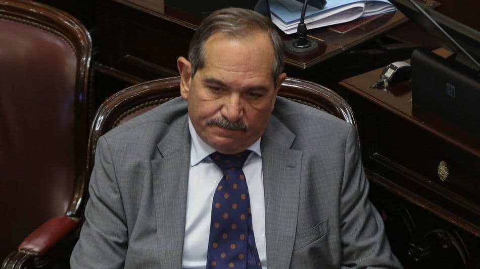 Procesan al exsenador José Alperovich por abuso sexual