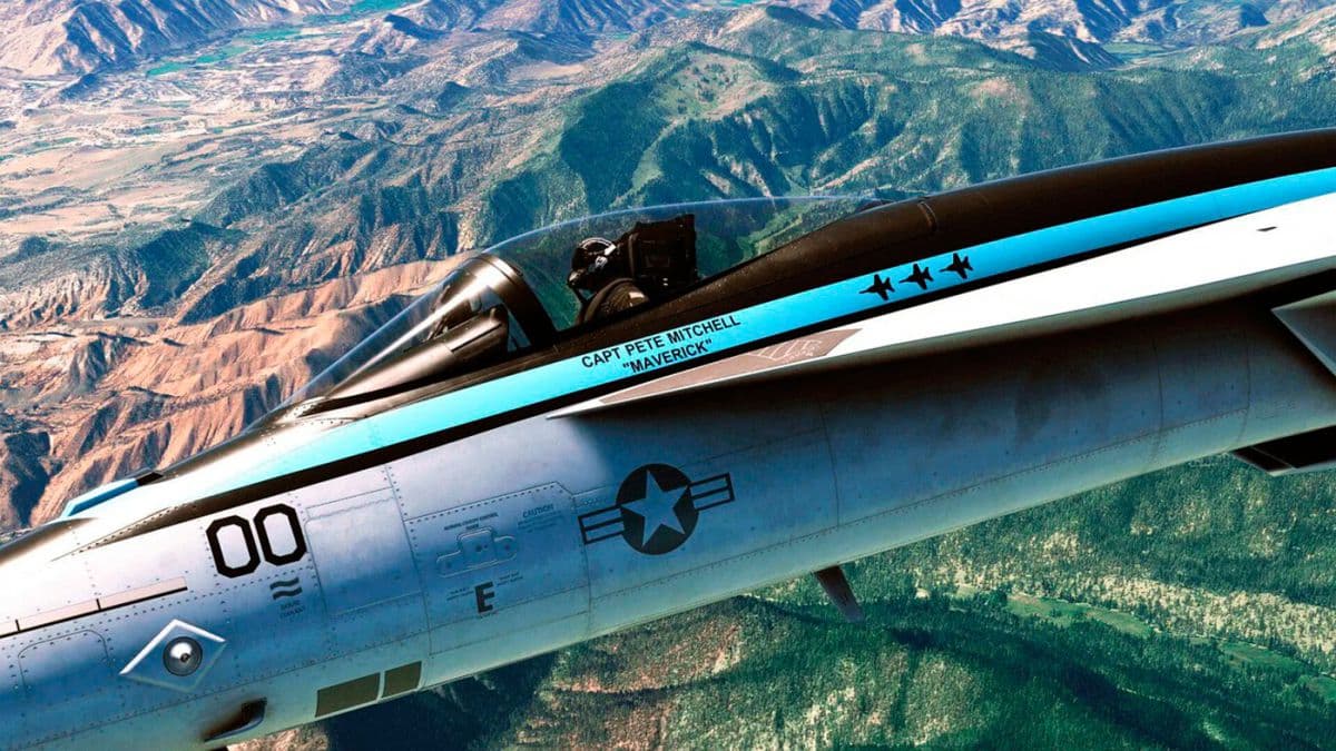 «Top Gun: Maverick» no baja en la taquilla y desafía al cine de superhéroes