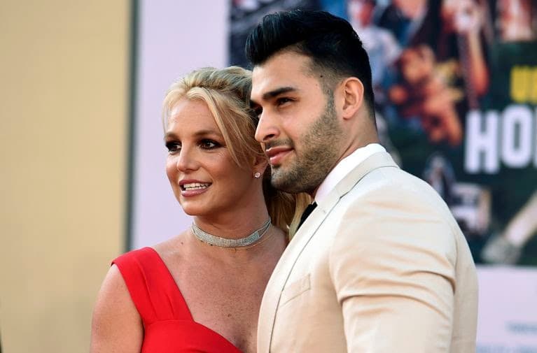 La boda de Britney Spears terminó en un escándalo: su ex irrumpió en el evento y se fue arrestado