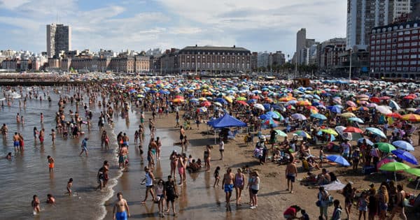 Fin de semana extra largo: expectativa por el nivel de ocupación en los destinos del país