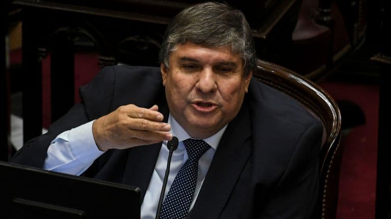 Eligieron a José Mayans como presidente de la Bicameral de Control de la Deuda Externa
