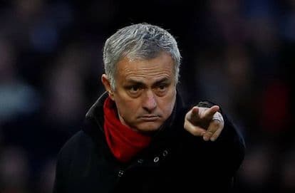 Mourinho le pidió un vino a Scaloni por la excelente performance de Dybala: “Tendrá un jugador top”