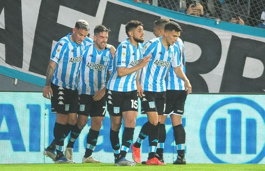 Racing sostiene su ilusión: le ganó a Patronato y se mantiene en la pelea por la Liga Profesional