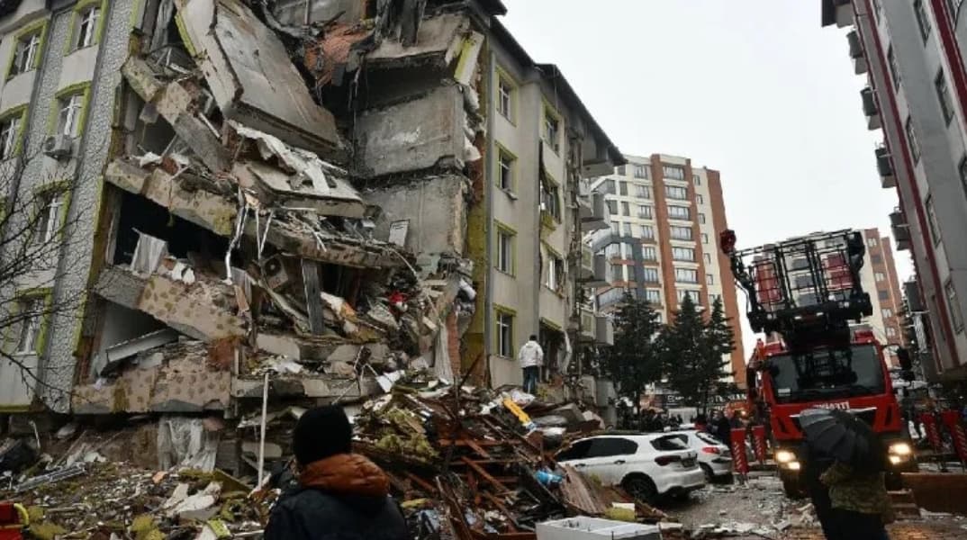 Terremoto en Turquía y Siria: nuevo balance arrojó más de 15.000 muertos