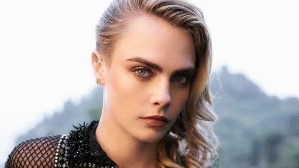 Cara Delevigne es la nueva embajadora de la marca top de jeans en Punta del Este