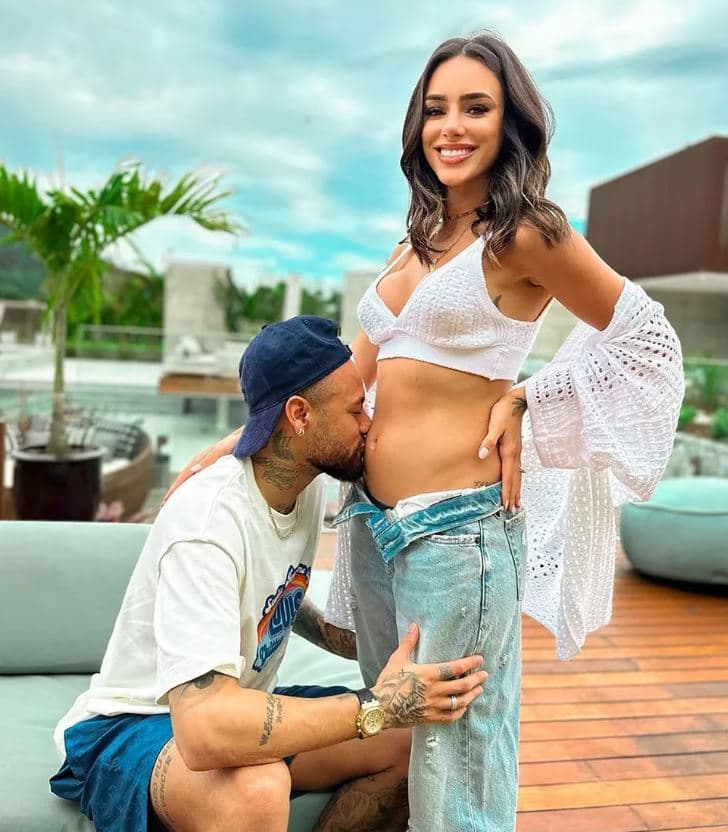 Neymar y su novia Bruna Biancardi anunciaron que serán padres: “Soñamos con tu vida, planeamos tu llegada y llegarás a una hermosa familia”