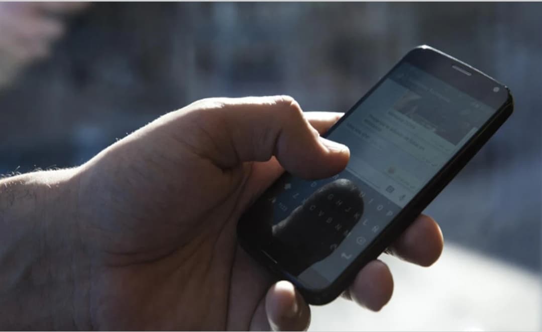 El Gobierno autorizó aumentos en las tarifas de telefonía celular, internet y televisión