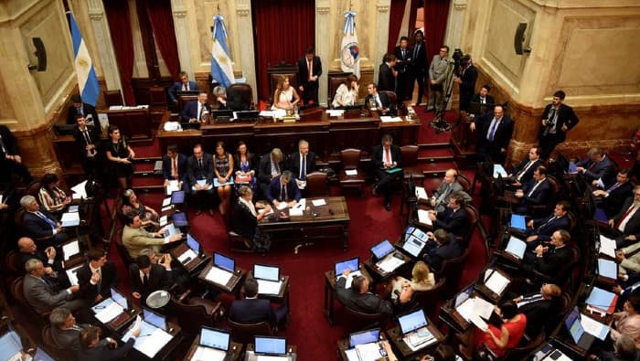 El kirchnerismo quiere acelerar en el Senado la designación de jueces pero por ahora no tiene el número para sesionar