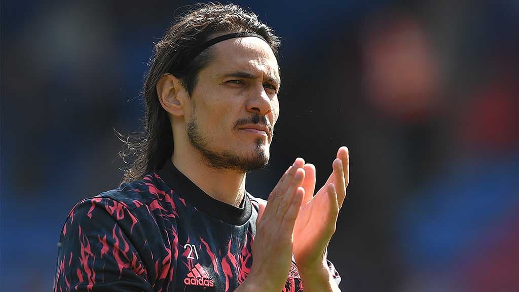 Cavani se acerca a Boca tras acordar de palabra su salida de Valencia