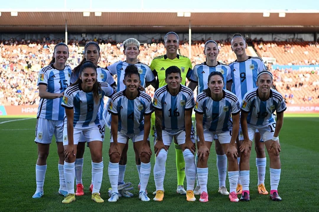 A qué hora juega la selección argentina ante Suecia y qué necesita para hacer historia en el Mundial femenino