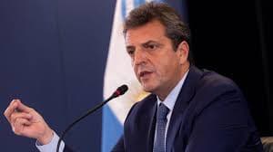 Sergio Massa: “Ni recorte ni motosierra, Argentina es un paciente enfermo y lo vamos a sacar del hospital caminando”