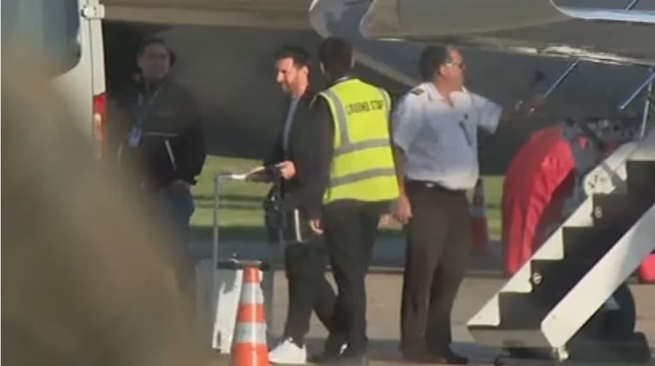 Messi llegó a la Argentina y se entrenará por la tarde con la Selección