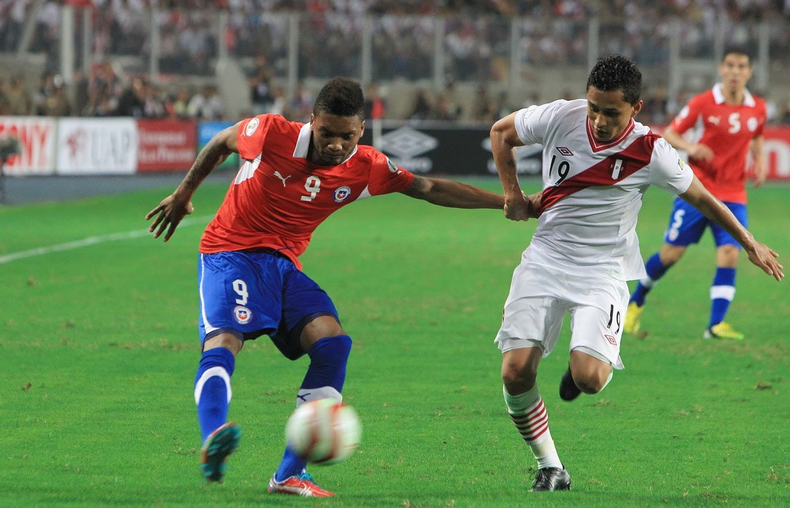 Chile, del DT Eduardo Berizzo, recibe a Perú en el «Clásico del Pacífico»