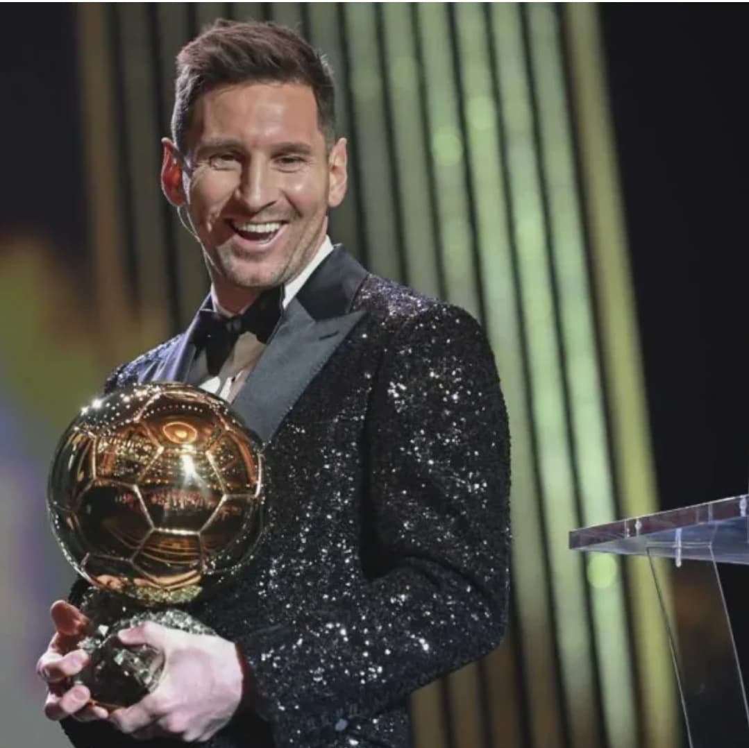 Con Messi entre los candidatos, se define el Balón de Oro