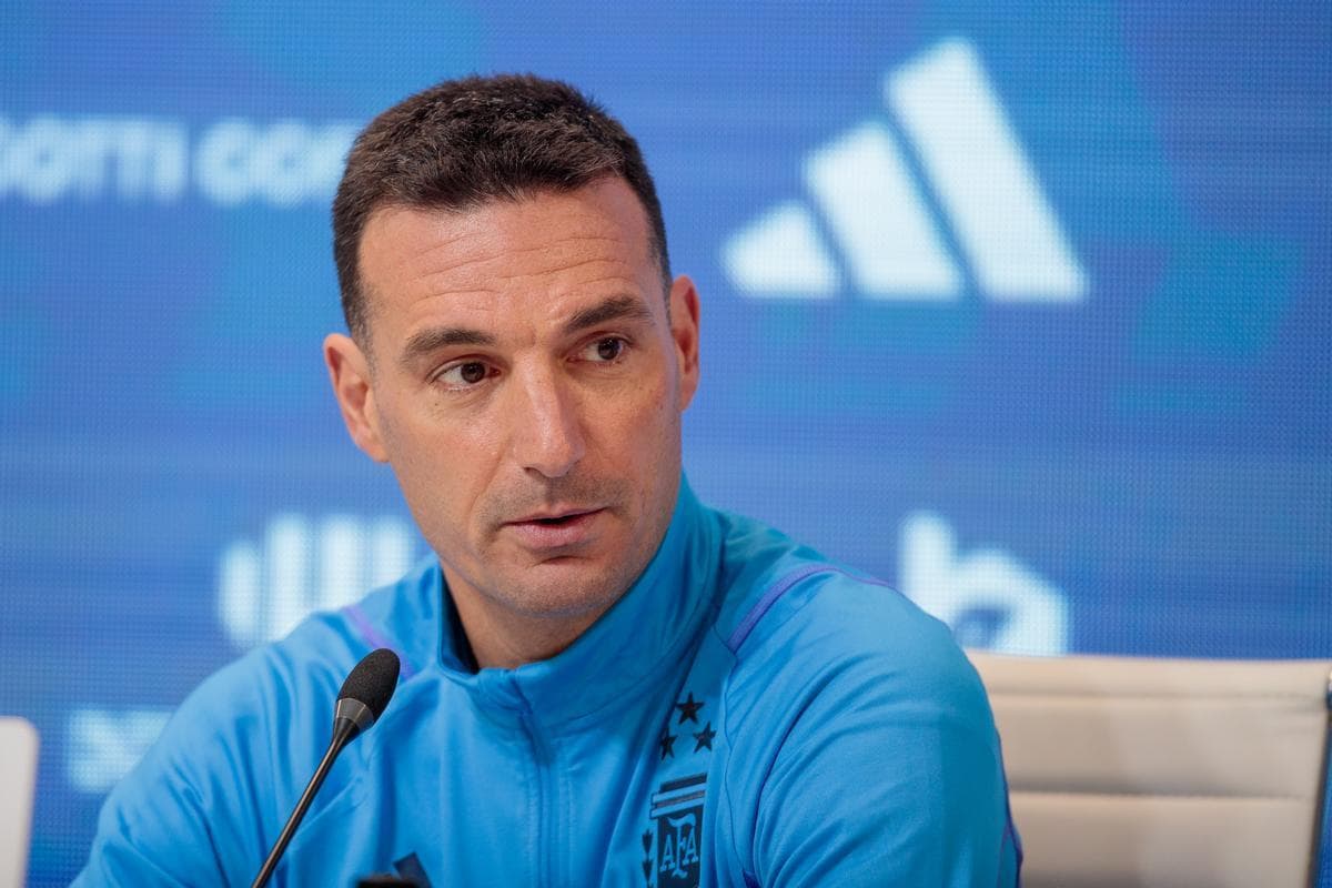 Sorpresa en los jugadores y enojo de los directivos por la posible salida de Scaloni