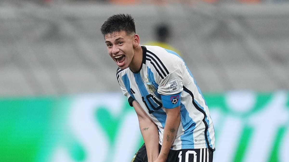 Tres gigantes de Europa tienen en la mira al Diablito Echeverri tras su brillante actuación en el Mundial Sub 17
