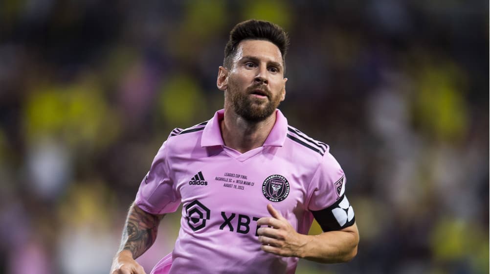 Messi es el único argentino en el equipo ideal de la Federación de Estadística de Fútbol