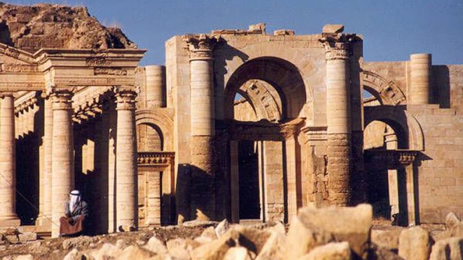 Las topadoras de ISIS destruyeron Hatra, una ciudad preislámica de 2.300 años en Irak