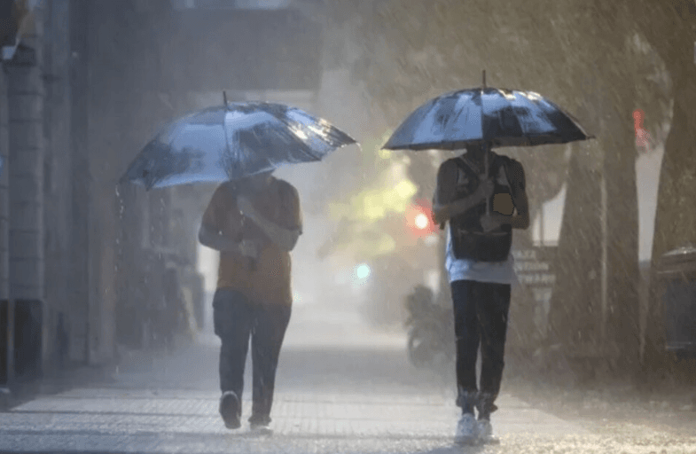 Rigen alertas por tormentas fuertes en doce provincias