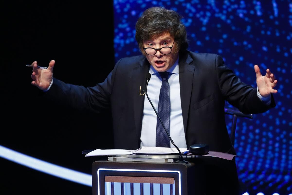 Una encuesta indicó que el 51% de la población aprueba la gestión de Javier Milei