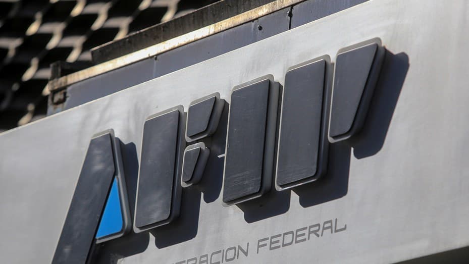 La AFIP elevó el monto a partir del cual los bancos están obligados a informar los movimientos de sus clientes