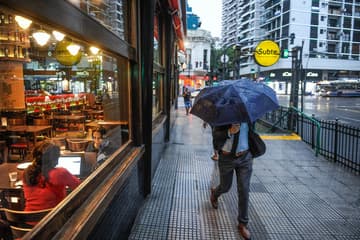 Alerta amarilla por tormentas para Buenos Aires y otras ocho provincias: cuándo deja de llover