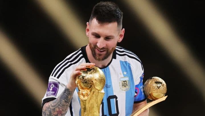 Messi entrenó antes de viajar a Houston, pero Scaloni mantiene la idea de que vaya al banco ante Ecuador