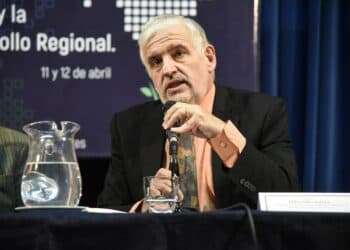 Tras ser echado, el exsecretario de Agricultura defendió su gestión y lanzó cuestionamientos
